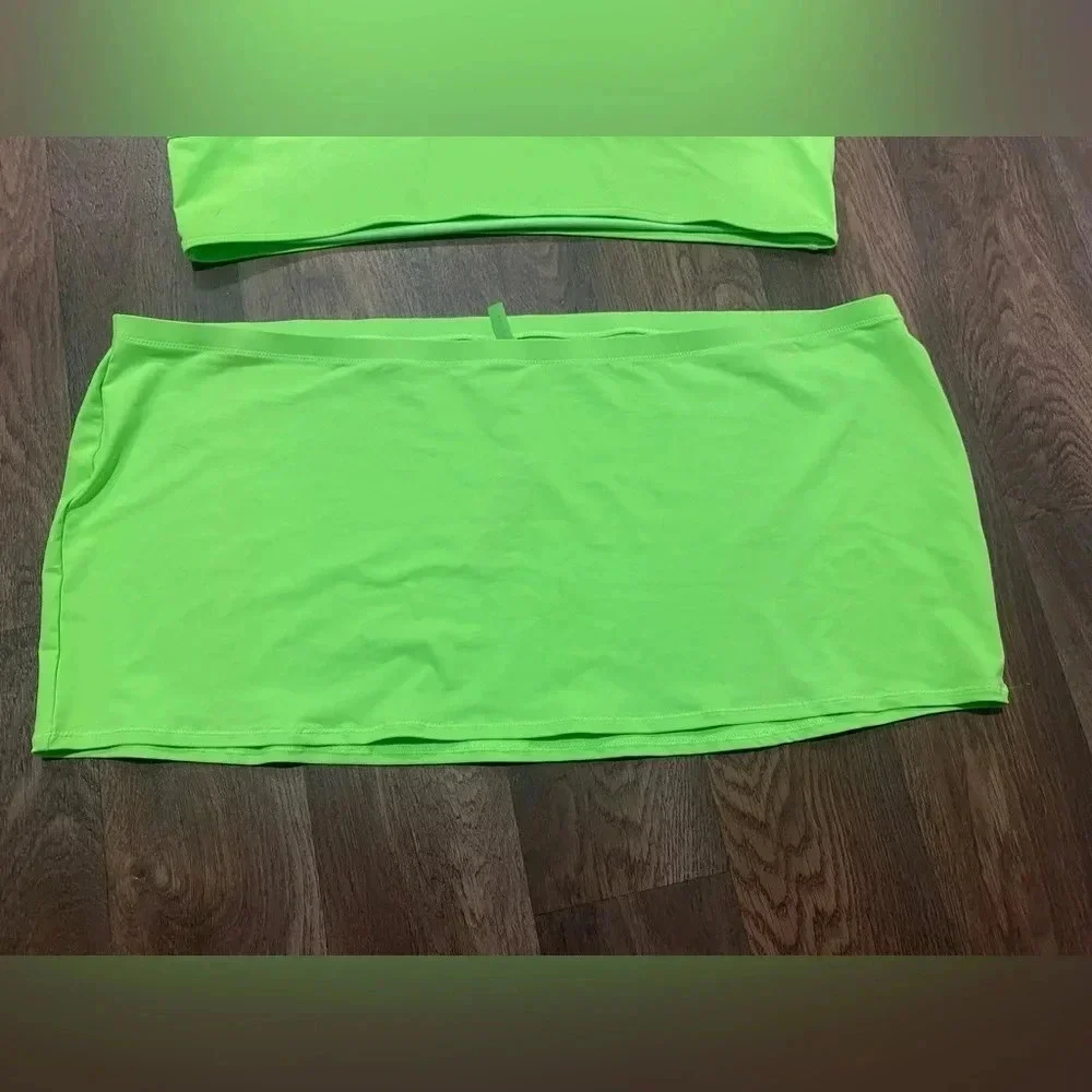 SKIMS 3 piece swim set Skirt Racerback top long sleeve top Neon Green Size 4X